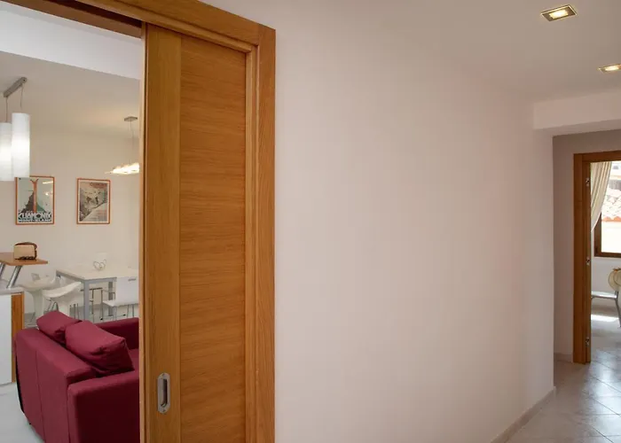 Apartman Old Charm - Seaview La Maddalena